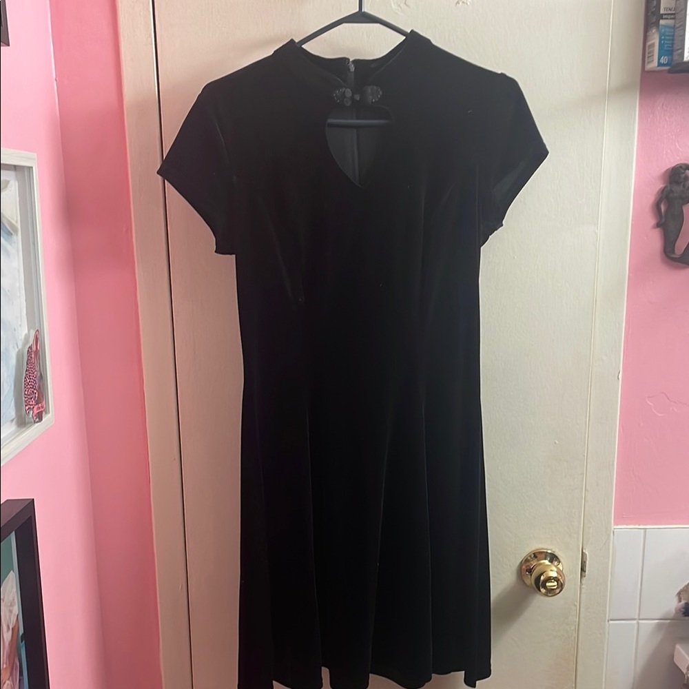 Hell Bunny Keyhole Black Velvet Dress